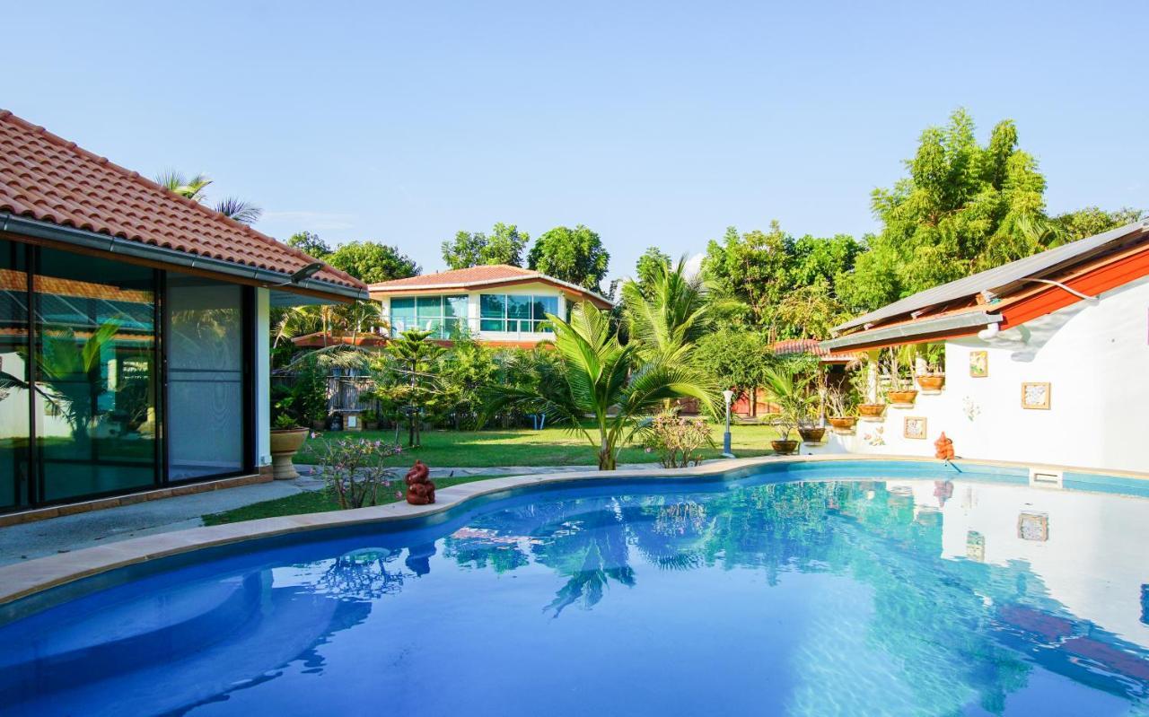 Tina'S Living Paradise - Guesthouses With Private Pool Ban Phe Eksteriør bilde